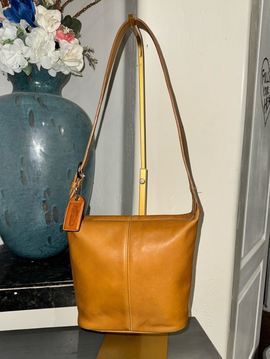 Coach Handbags - Coach Vintage 1998 Soho Mini Bucket Bag Glove-Tanned Leather - GUC